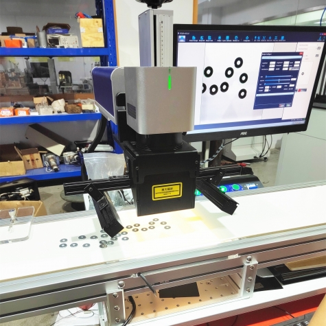 視覺激光打標(biāo)機(jī)-自動識別工件位置